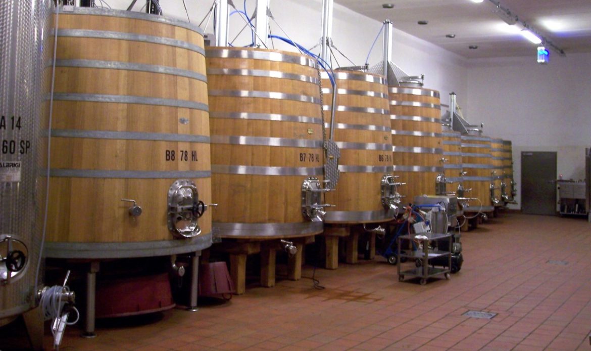 Pressure filters for wine making